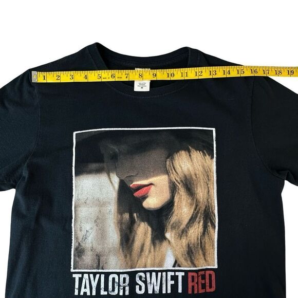 TAYLOR SWIFT Red 2013 Black Tour T Shirt Size Medium - Picture 8 of 11